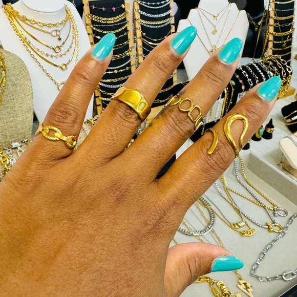 Gold Ring Set - Picture 3 of 3